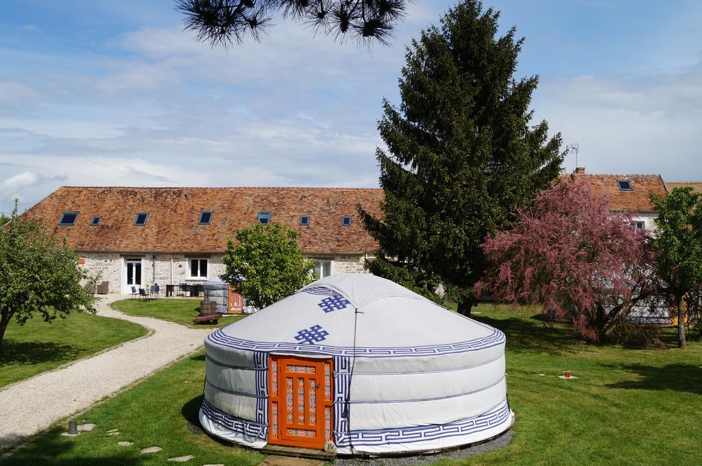 Yourte Nomade-Lodge Les Ecrennes Quarto foto